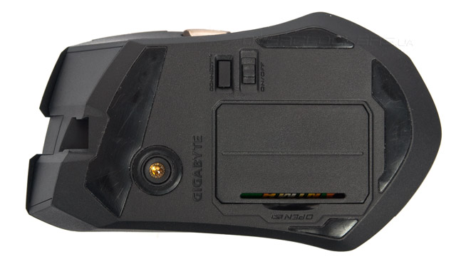 Gigabyte Aivia Uranium