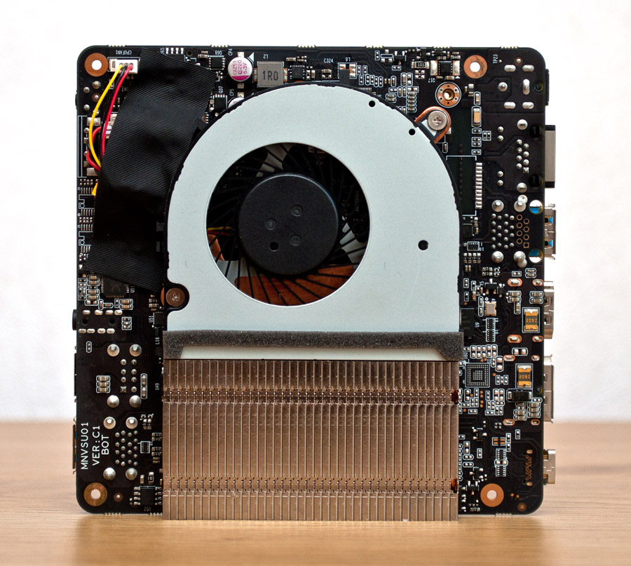 Vinga Mini PC V650